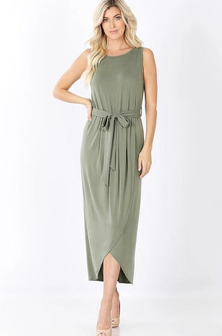 Flowy sleeveless midi-dress with a tulip hem and waist tie