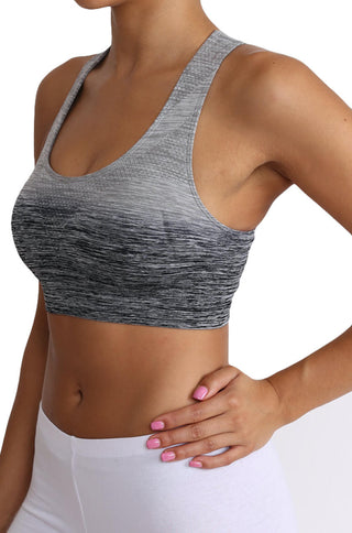 This two-tone ombre sports bra is perfect for all athletic wear.