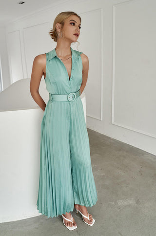 collared v-neck sleeveless wide-leg pleated jumpsuit